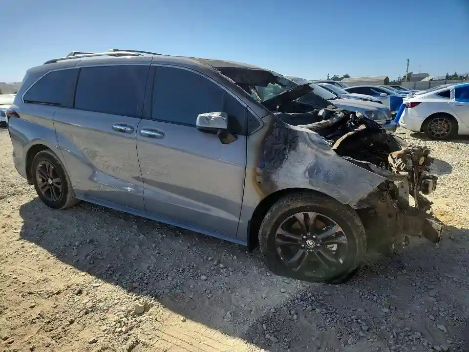 5TDCSKFC0RS126812 2024 TOYOTA SIENNA WOO-3