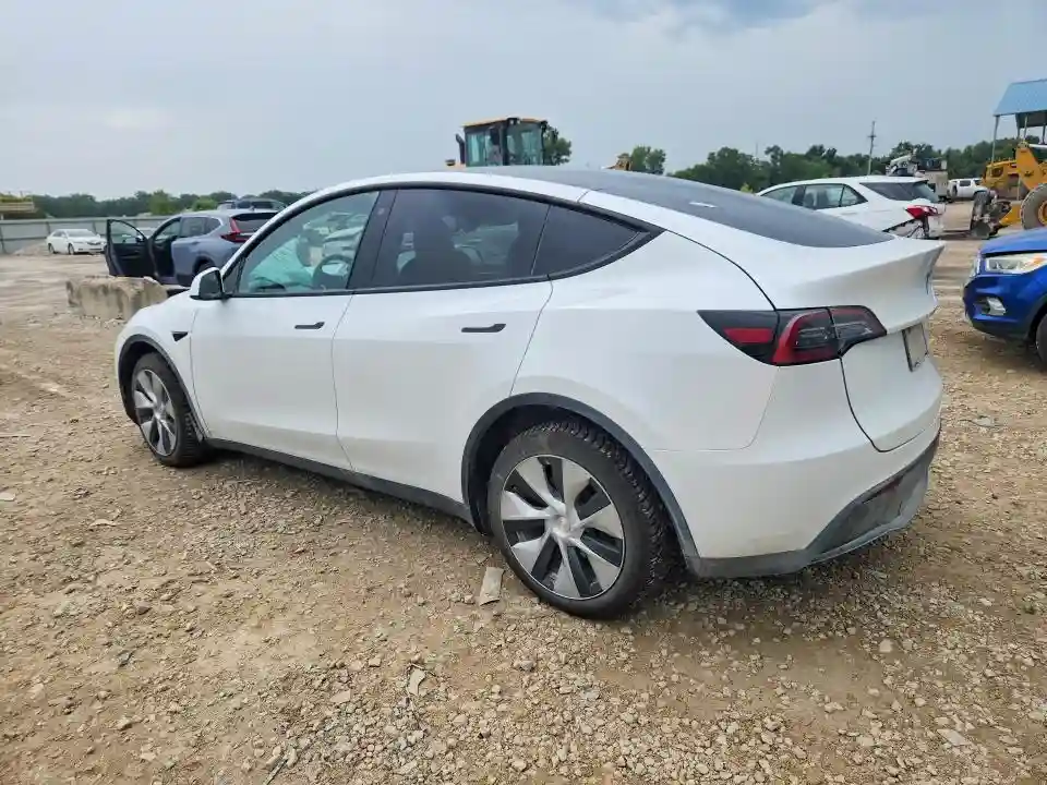 7SAYGDEE6PF684657 2023 TESLA MODEL Y-1