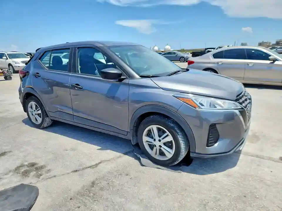 3N1CP5BV3PL563607 2023 NISSAN KICKS-3