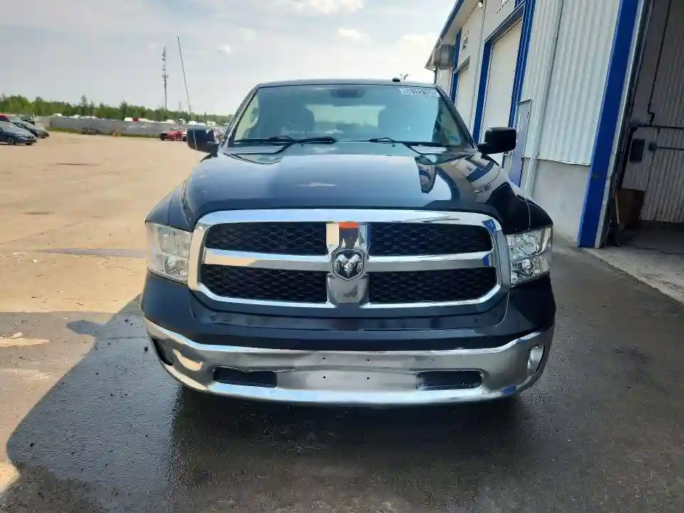 3C6RR7KTXHG560135 2017 RAM 1500-4