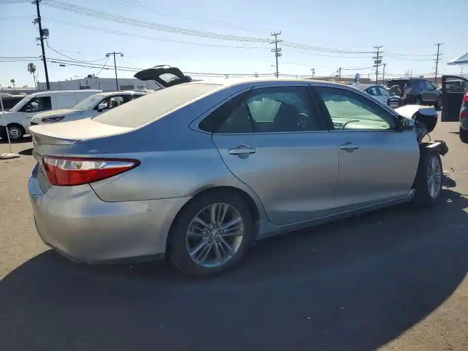 4T1BF1FK1GU529610 2016 TOYOTA CAMRY-2