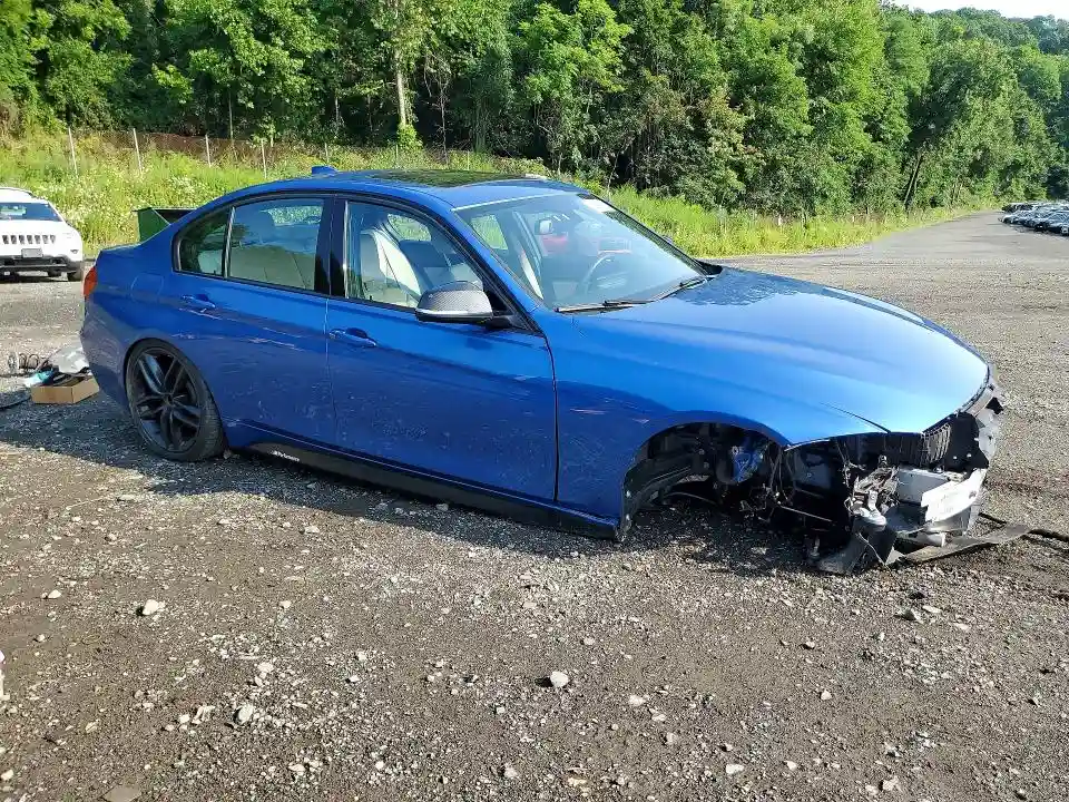 WBA8B7G50GNT70740 2016 BMW 3 SERIES-3