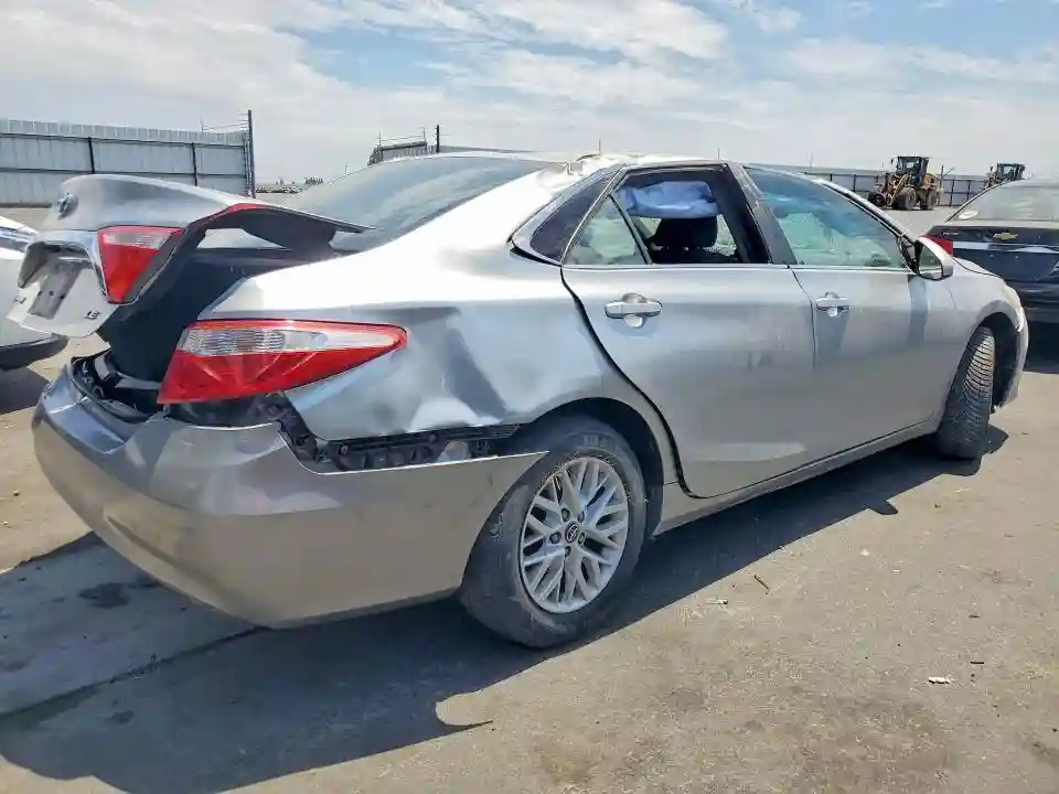 4T1BF1FK9GU205630 2016 TOYOTA CAMRY-2