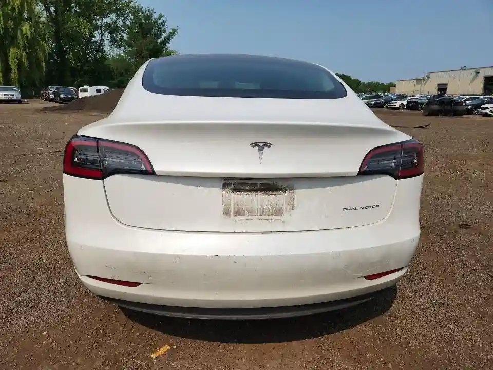 5YJ3E1EB2MF869737 2021 TESLA MODEL 3-5