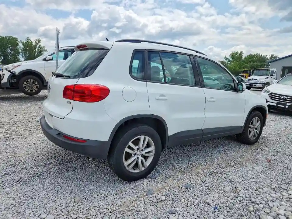 WVGAV7AX1GW523766 2016 VOLKSWAGEN TIGUAN-2