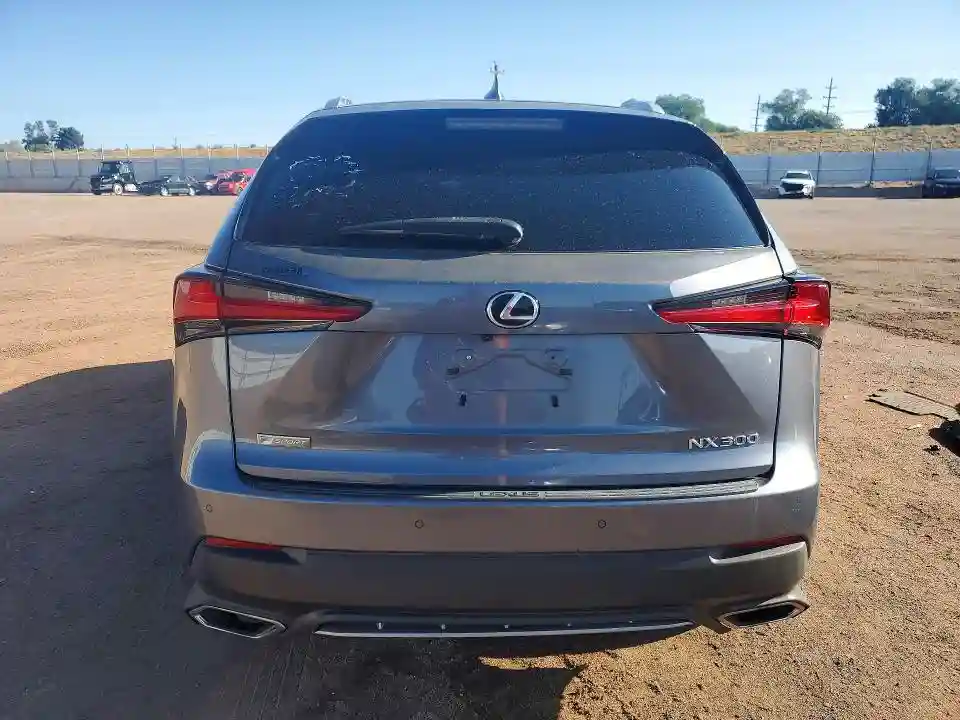 JTJYARBZ5J2107483 2018 LEXUS NX-5