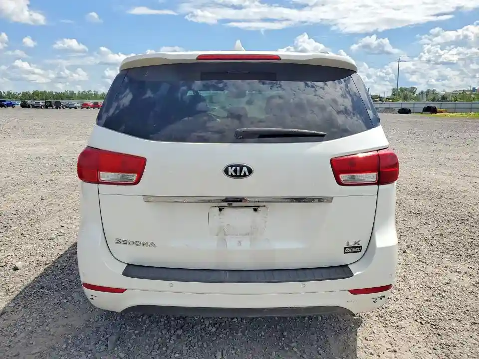 KNDMB5C13J6357135 2018 KIA SEDONA-5