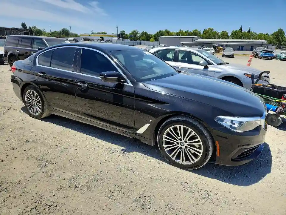 WBAJA9C58JB252031 2018 BMW 5 SERIES-3