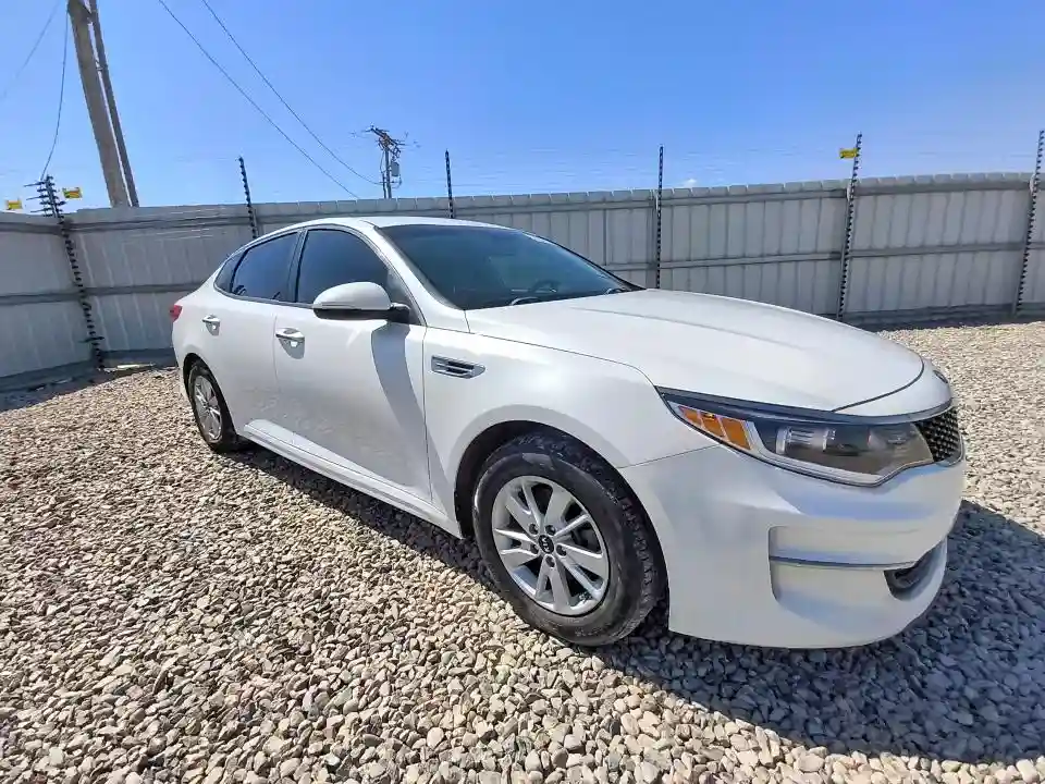 KNAGT4L34G5102981 2016 KIA OPTIMA-3