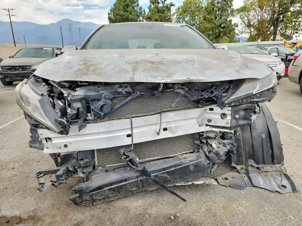 JTNB11HK4J3037095 2018 TOYOTA CAMRY-4