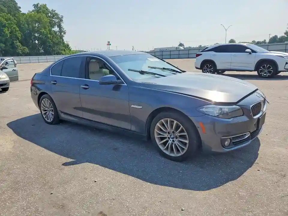 WBA5A7C52GG643628 2016 BMW 5 SERIES-3