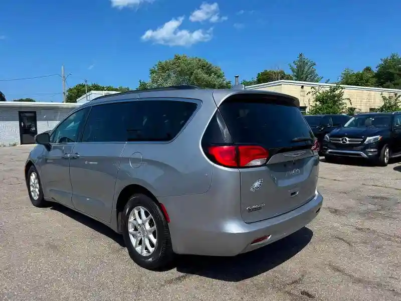 2C4RC1DG6LR172233 2020 CHRYSLER MINIVAN-2