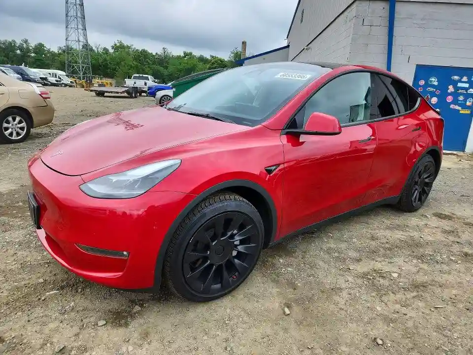 7SAYGAEE0PF910609 2023 TESLA MODEL Y-0