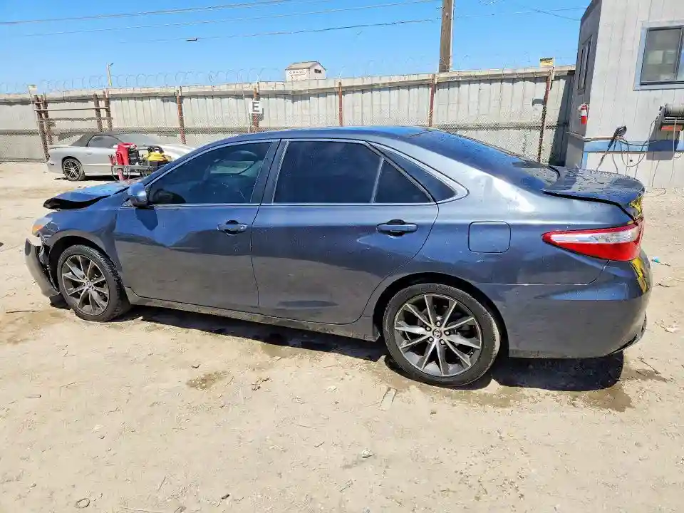 4T4BF1FK6GR518320 2016 TOYOTA CAMRY-1