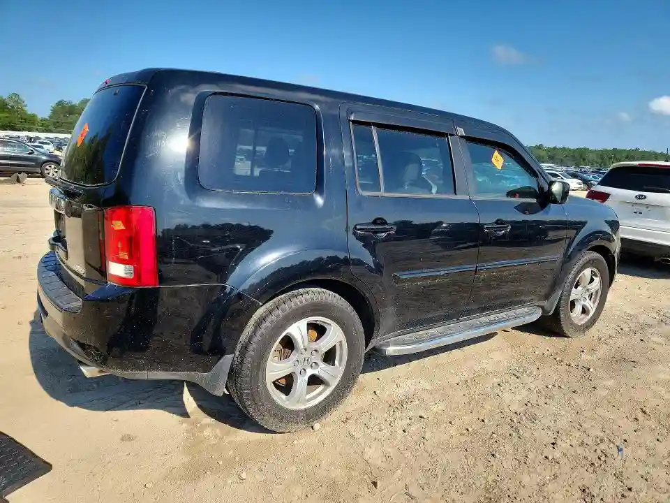5FNYF4H58FB006695 2015 HONDA PILOT-2