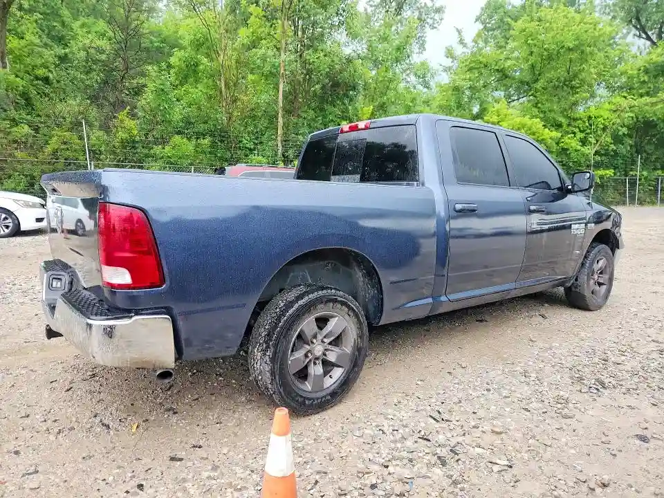 1C6RR7TT3KS713842 2019 RAM 1500-2