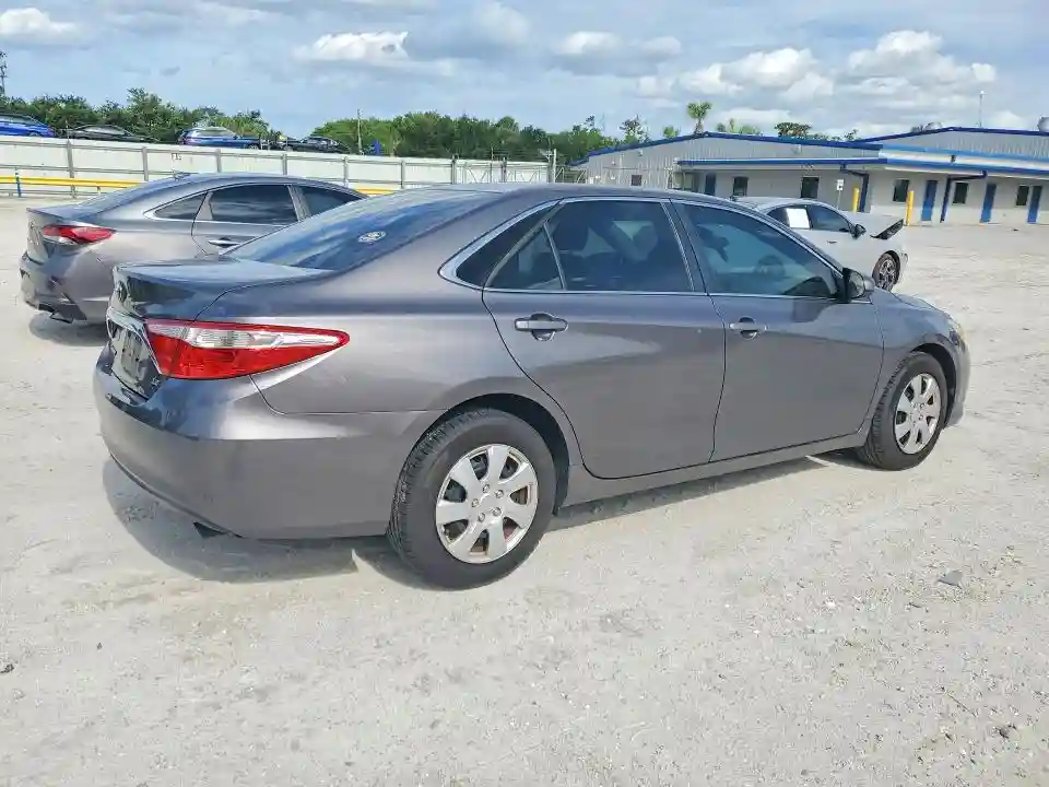 4T1BF1FK5GU595576 2016 TOYOTA CAMRY-2