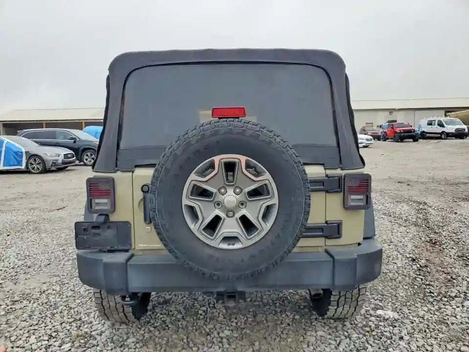 1C4BJWFGXJL860422 2018 JEEP WRANGLER-5