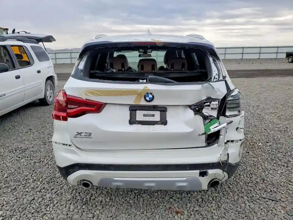 5UXTR9C50KLE14784 2019 BMW X3-5