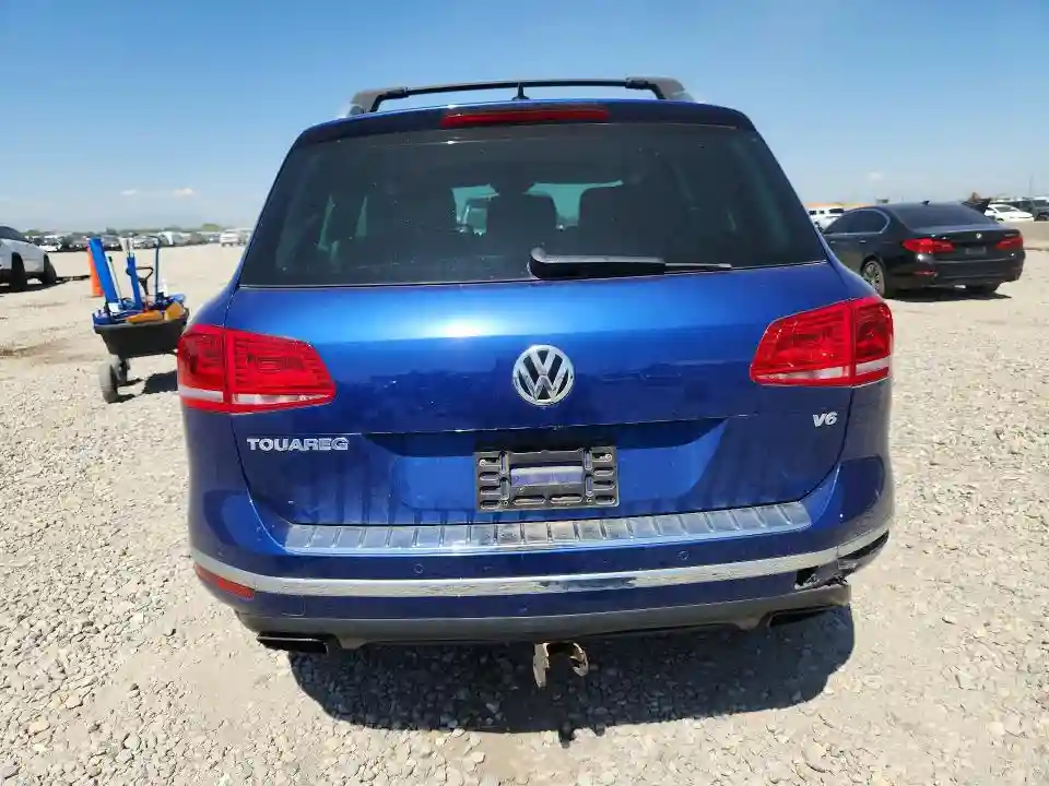 WVGEF9BP2GD010093 2016 VOLKSWAGEN TOUAREG-5