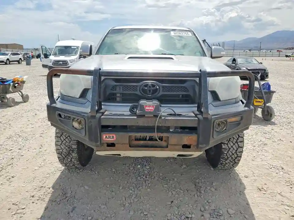 3TMMU4FN1FM084934 2015 TOYOTA TACOMA DOU-4