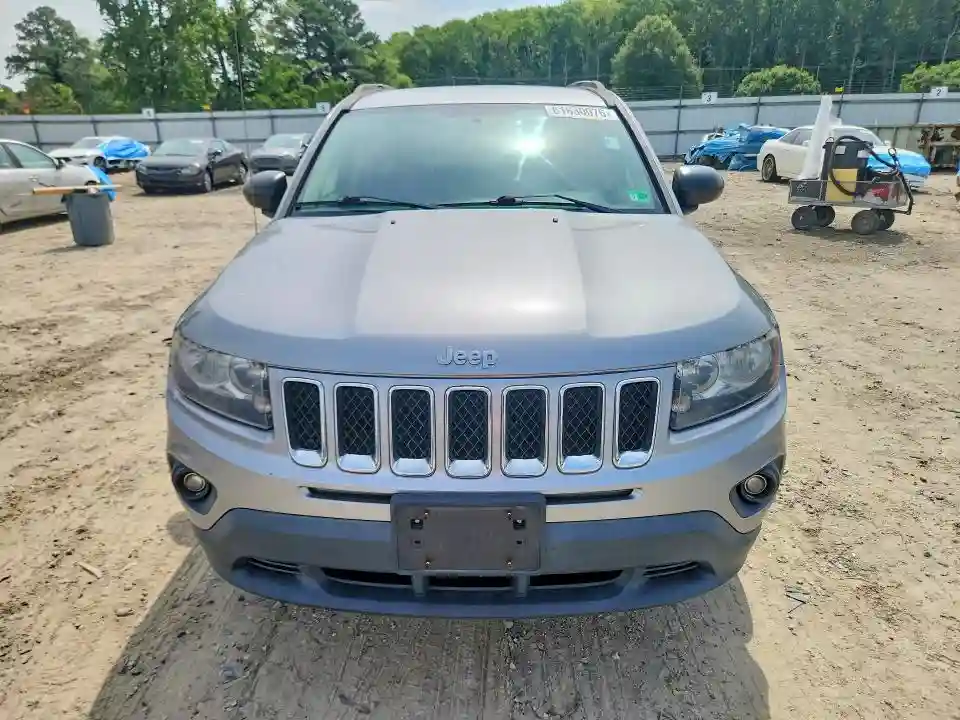1C4NJDBB3FD416621 2015 JEEP COMPASS-4
