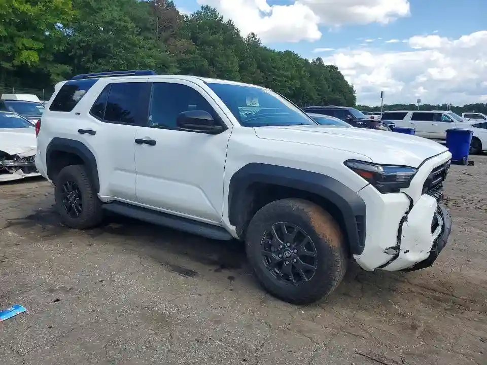 JTEVA5BR8S5037567 2025 TOYOTA 4RUNNER-3