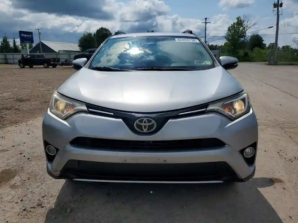 2T3RFREV6HW686468 2017 TOYOTA RAV4-4