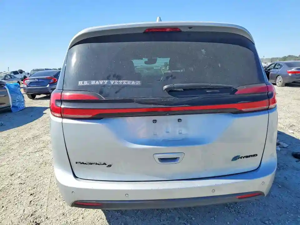 2C4RC1L74NR183655 2022 CHRYSLER PACIFICA-5