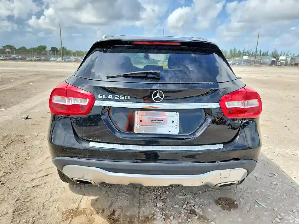 WDCTG4EB3JJ496542 2018 MERCEDES-BENZ GLA-CLASS-5