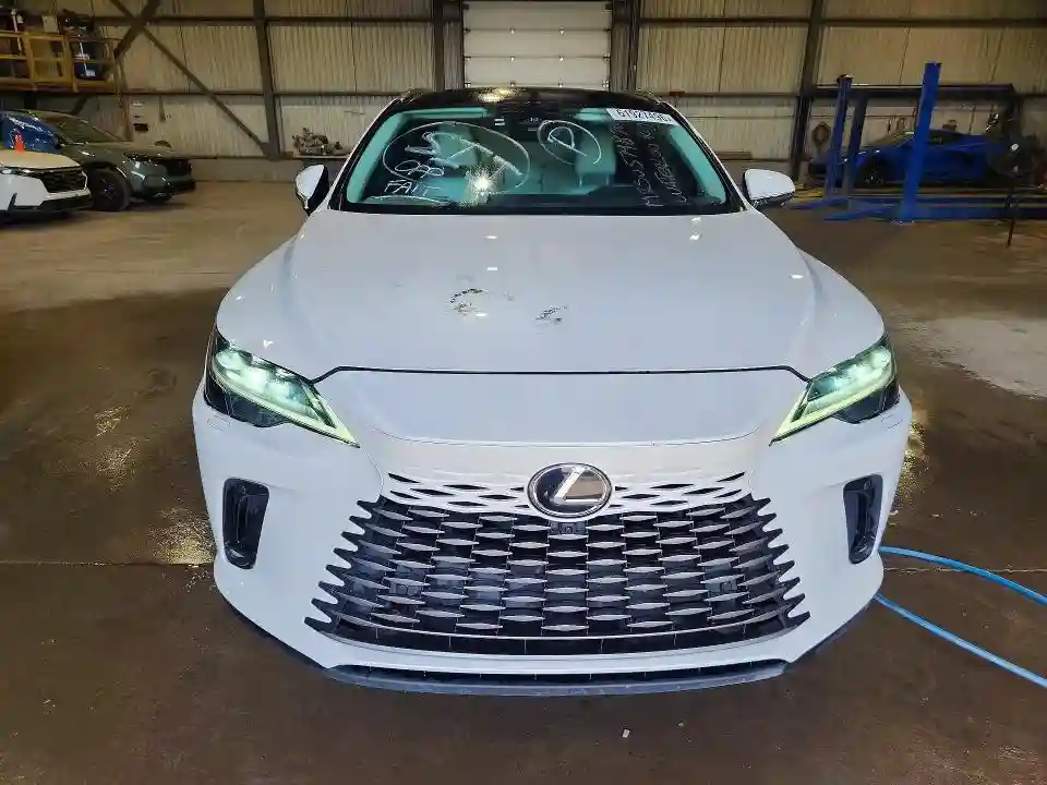 2T2BBMCAXPC019424 2023 LEXUS RX300-4