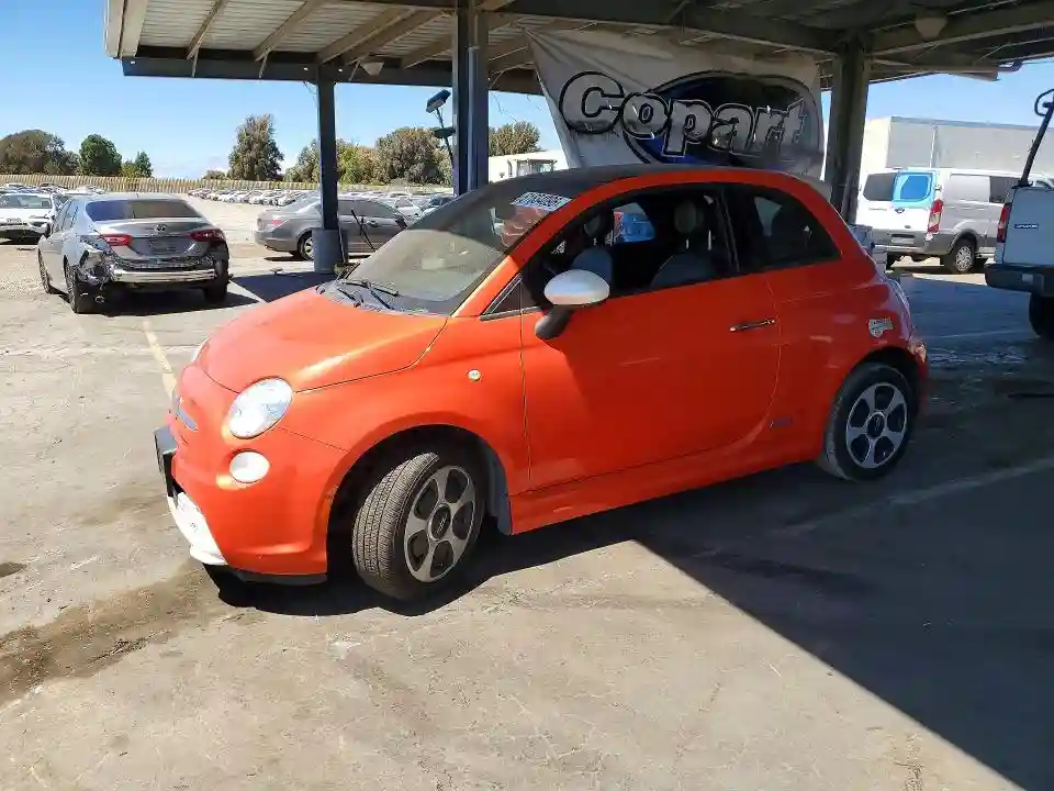 3C3CFFGEXFT652916 2015 FIAT 500-0