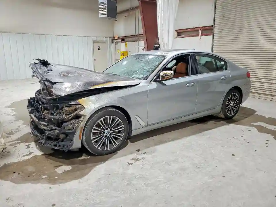 WBAJE7C53JWC56752 2018 BMW 5 SERIES-0