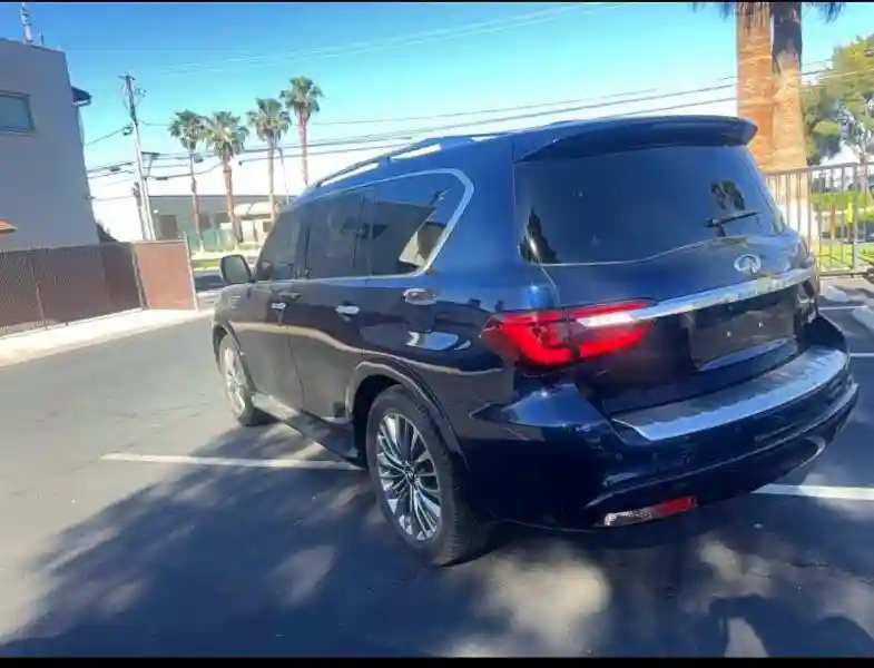 JN8AZ2NF8K9685855 2019 INFINITI QX80-2