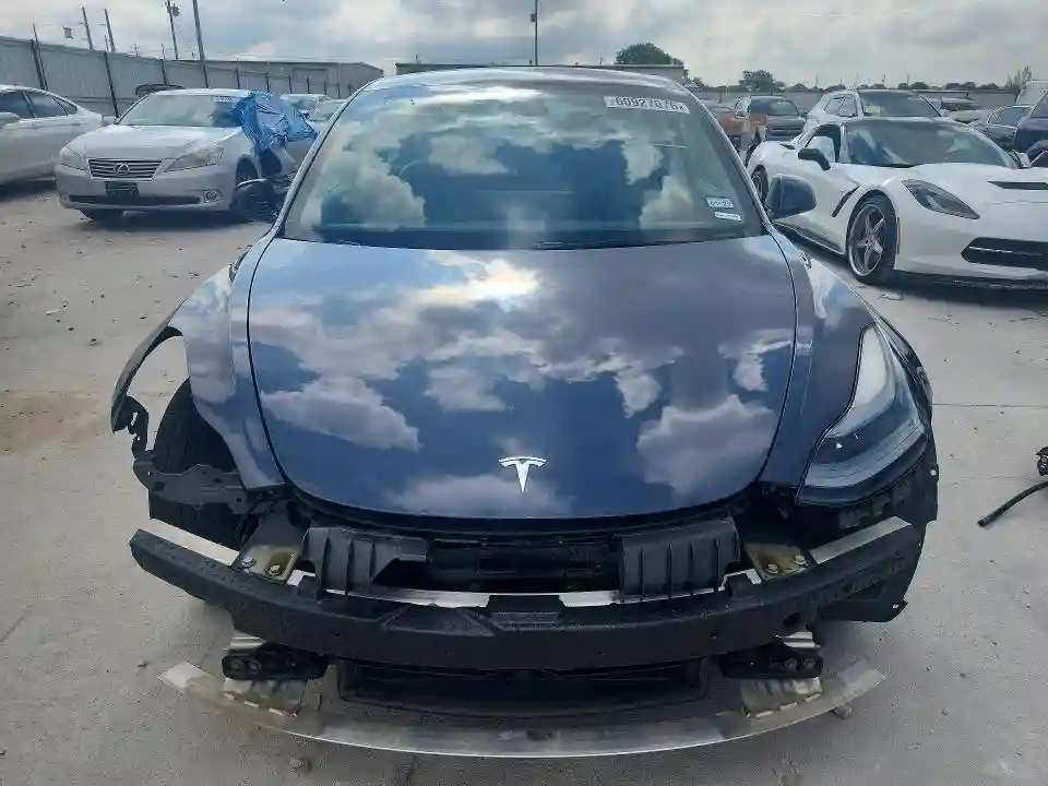 5YJ3E1EA5MF093398 2021 TESLA MODEL 3-4