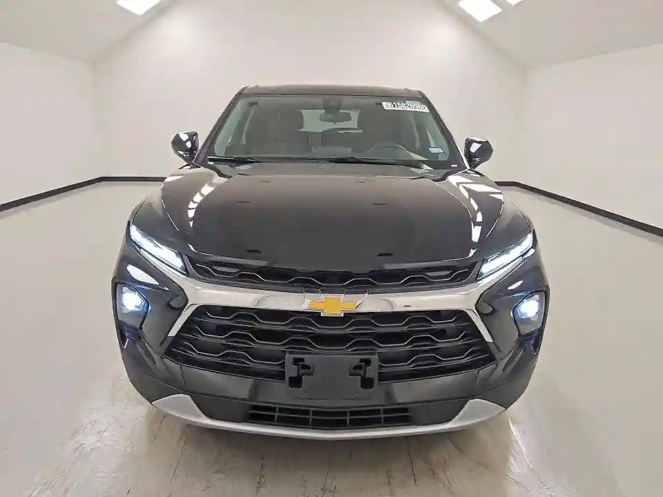 3GNKBCR45TS153813 2026 CHEVROLET BLAZER-4