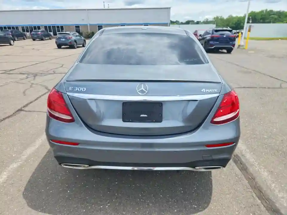 WDDZF4KB9JA329955 2018 MERCEDES-BENZ E-CLASS-5