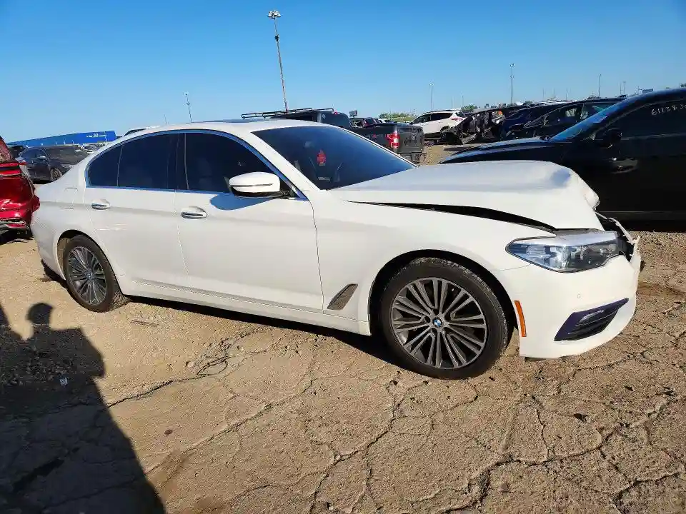 WBAJA7C58JG909286 2018 BMW 5 SERIES-3