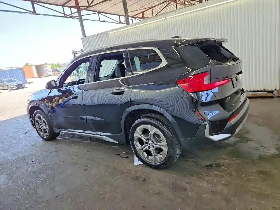 WBX73EF06T5602793 2026 BMW X1-1