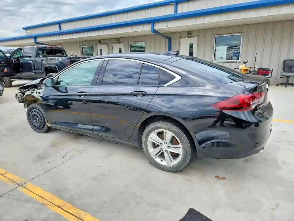 W04GL6SX6J1133953 2018 BUICK REGAL-1
