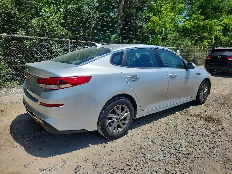 5XXGT4L3XKG296097 2019 KIA OPTIMA-2