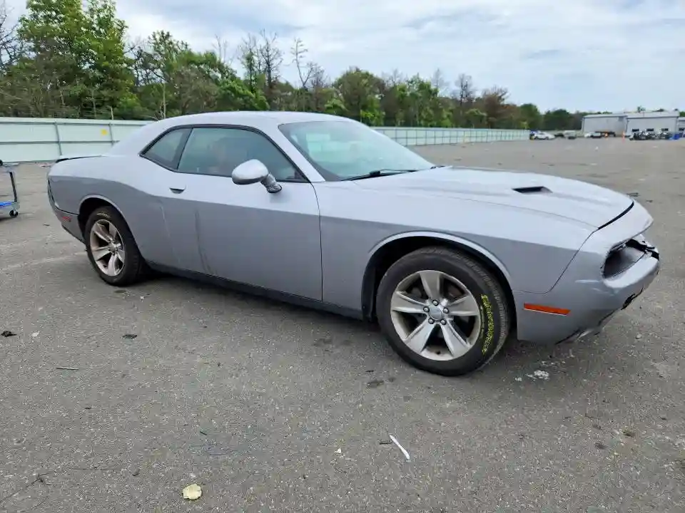2C3CDZAG5JH237523 2018 DODGE CHALLENGER-3