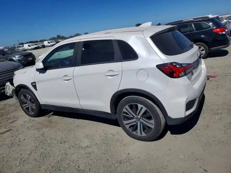 JA4APUAU3MU006070 2021 MITSUBISHI OUTLANDER-1