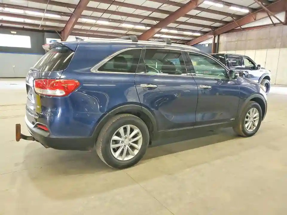 5XYPGDA32JG352244 2018 KIA SORENTO-2