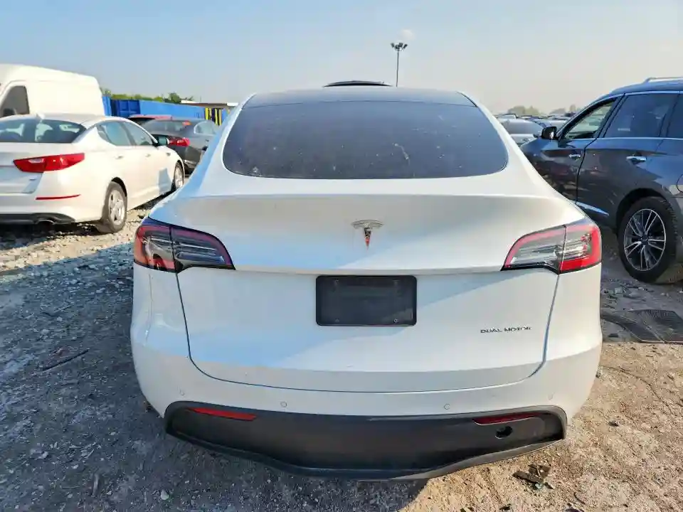5YJYGDEE5MF130566 2021 TESLA MODEL Y-5