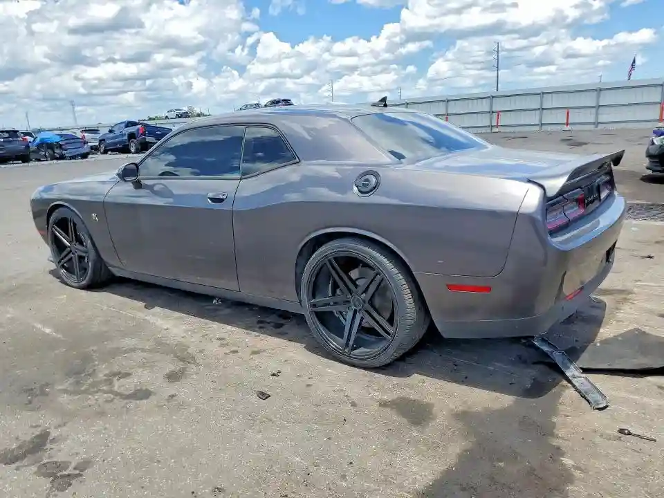 2C3CDZFJ9KH719479 2019 DODGE CHALLENGER-1