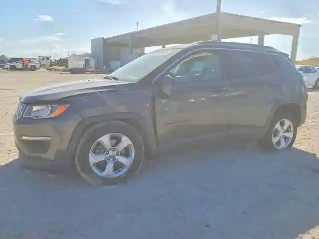 3C4NJCBB5JT256996 2018 JEEP COMPASS-0