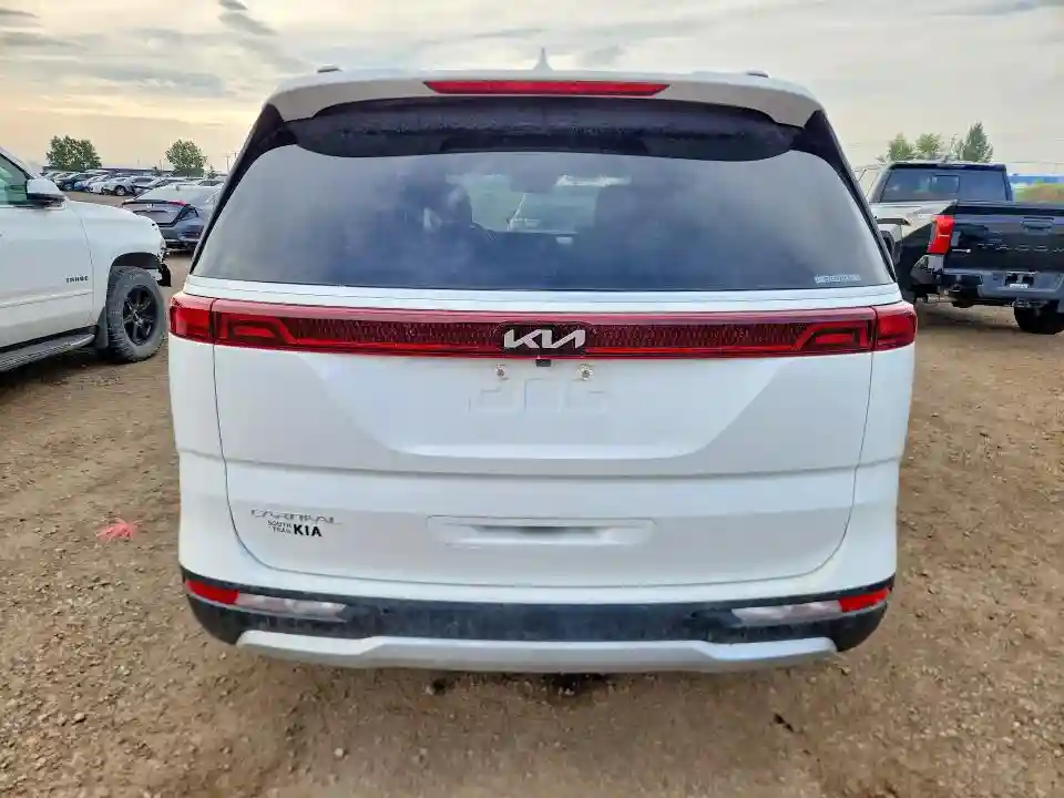 KNDNB5H39P6293240 2023 KIA CARNIVAL L-5