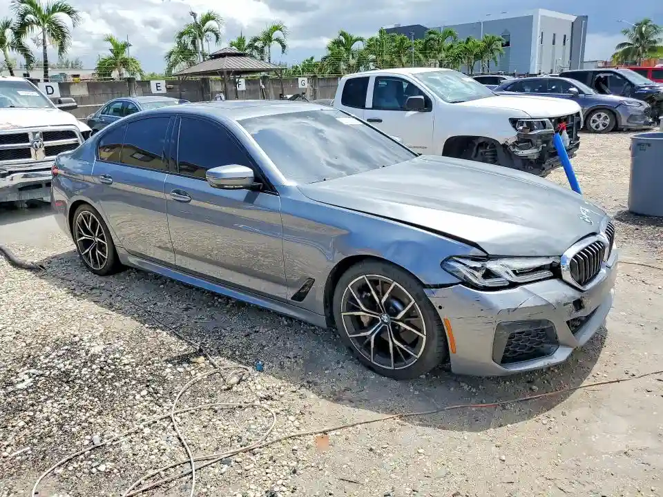 WBA53BH06PWY23551 2023 BMW 5 SERIES-3
