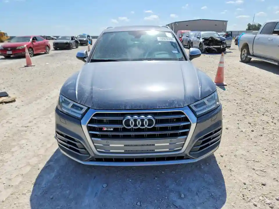 WA1A4AFY5J2123708 2018 AUDI SQ5-4